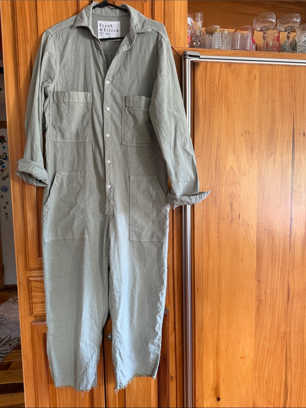 Frank & Eileen sage green Northern Ireland  linen jumpsuit. Size Medium.